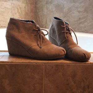 Toms ankle boots